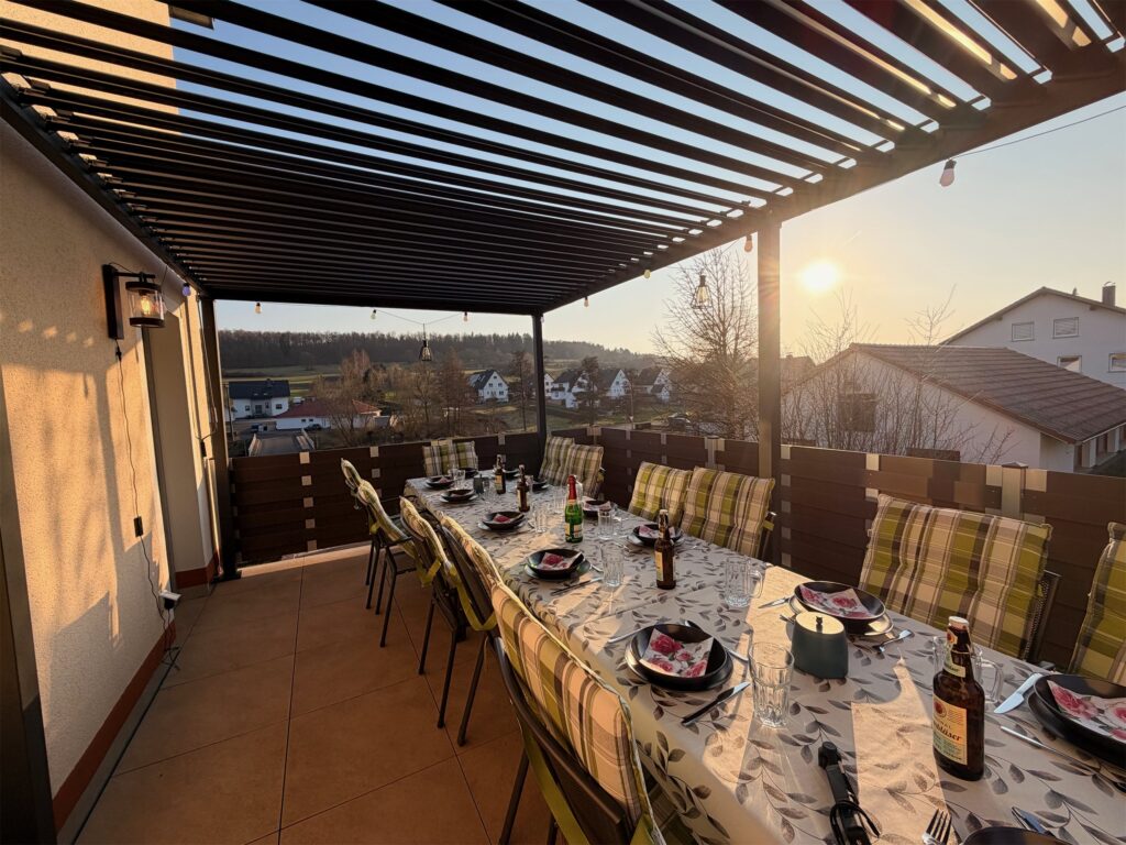 Home Große Terrasse am Ferienhaus Taufstein – ideal für Familientreffen im Vogelsberg – Foto 5