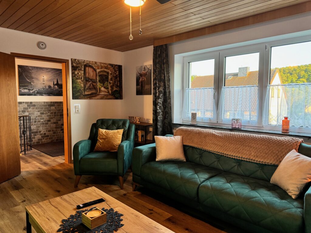 Wohnzimmer 2 – Ferienhaus Taufstein in Herbstein im Vogelsberg – Foto 2