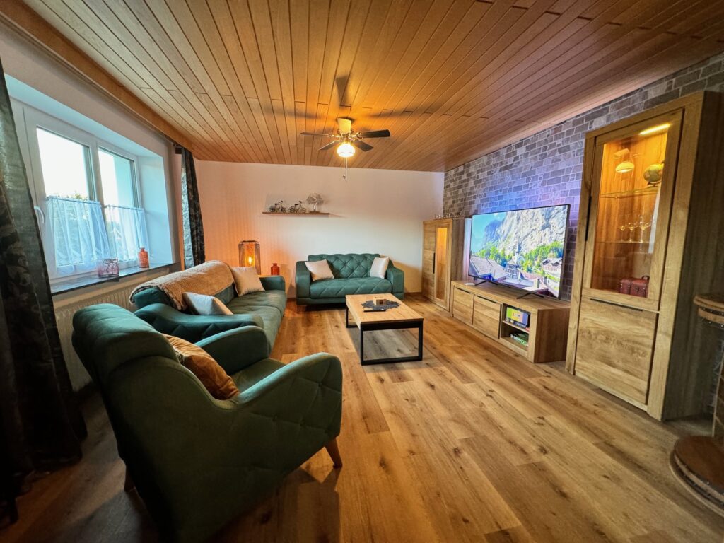 Wohnzimmer 2 – Ferienhaus Taufstein in Herbstein im Vogelsberg
